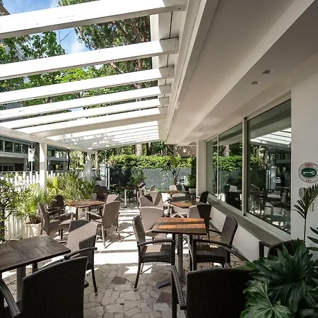 Pacific Hotel