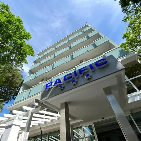 Pacific Hotel 3*